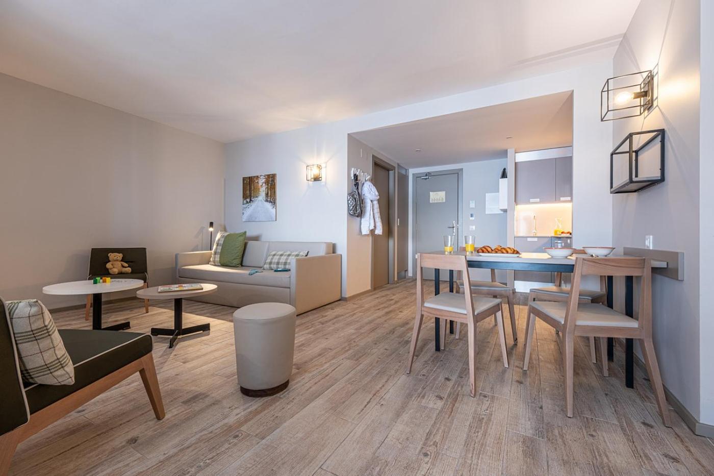 Apartamentos Caribou Pas De La Casa Bagian luar foto